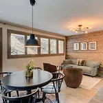 Apartament White Pearl A02, Alpes Agency, Chamonix, Sleeps 4