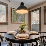 Apartament White Pearl A02, Alpes Agency, Chamonix, Sleeps 4 *