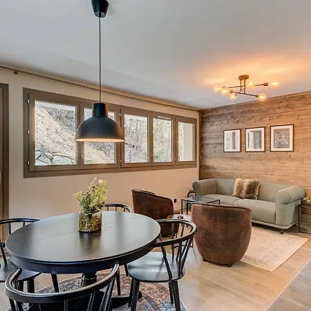 아파트 White Pearl A02, Alpes Agency, Chamonix, Sleeps 4