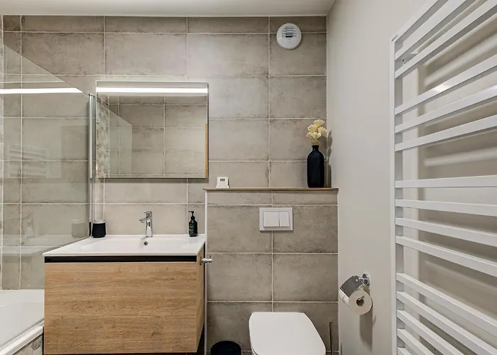 White Pearl A02 - Alpes Travel - - Sleeps 4 Apartment