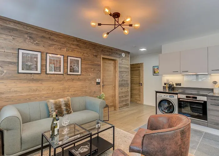 White Pearl A02 - Alpes Travel - - Sleeps 4 Apartment